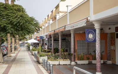 Adeje lanza la IV edición de sus Bonos Consumo con un impacto directo de 140.000 euros en el comercio local