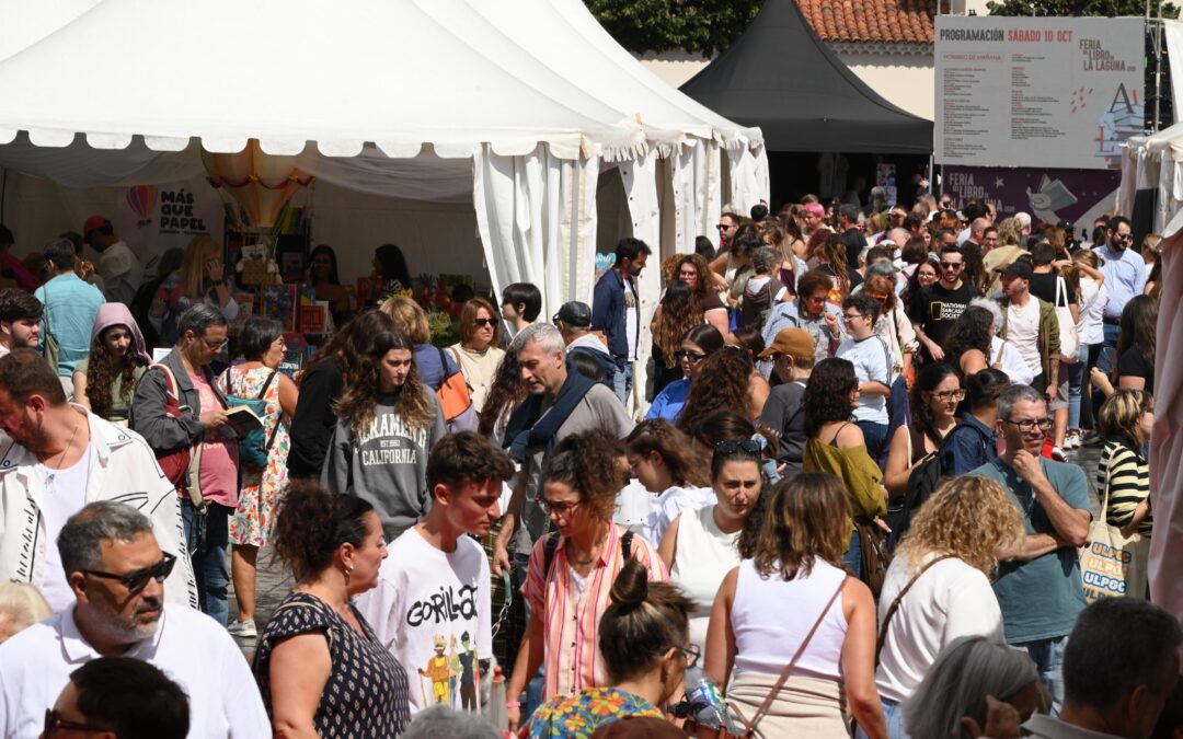 La Feria del Libro de La Laguna acumula más de 30.000 visitantes y consolida su liderazgo regional del sector